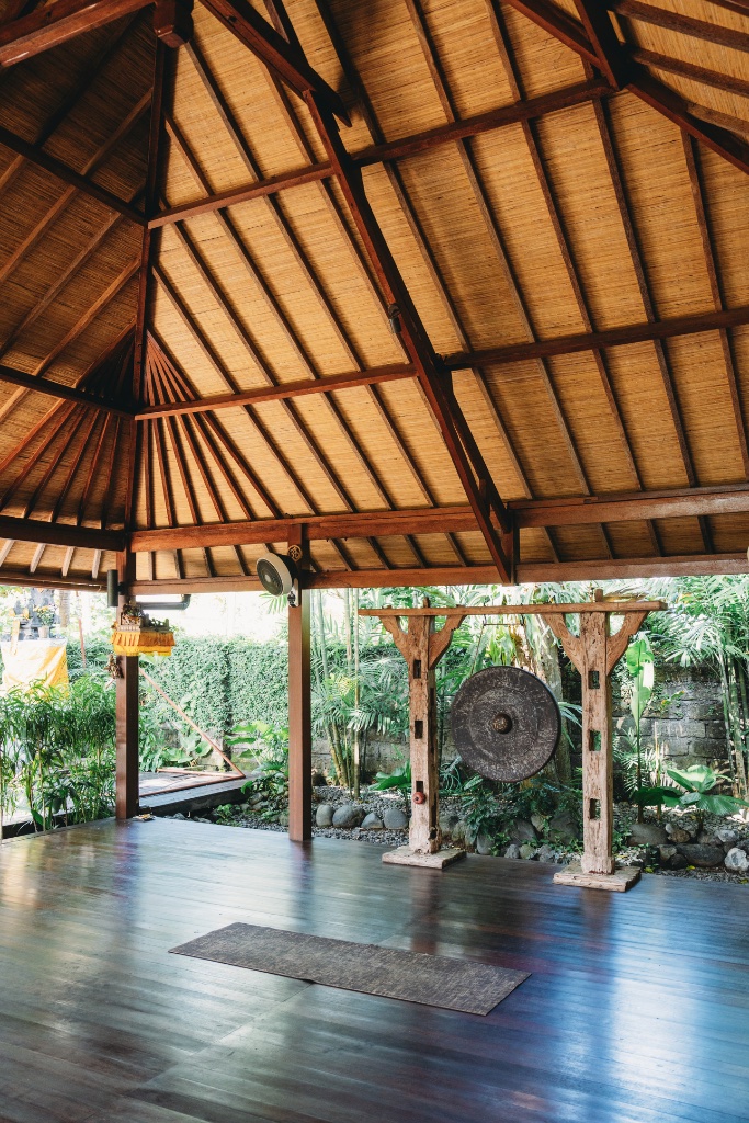 Retreats & Experiences